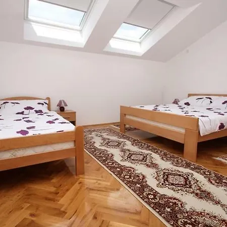 Apartament Pranjic *